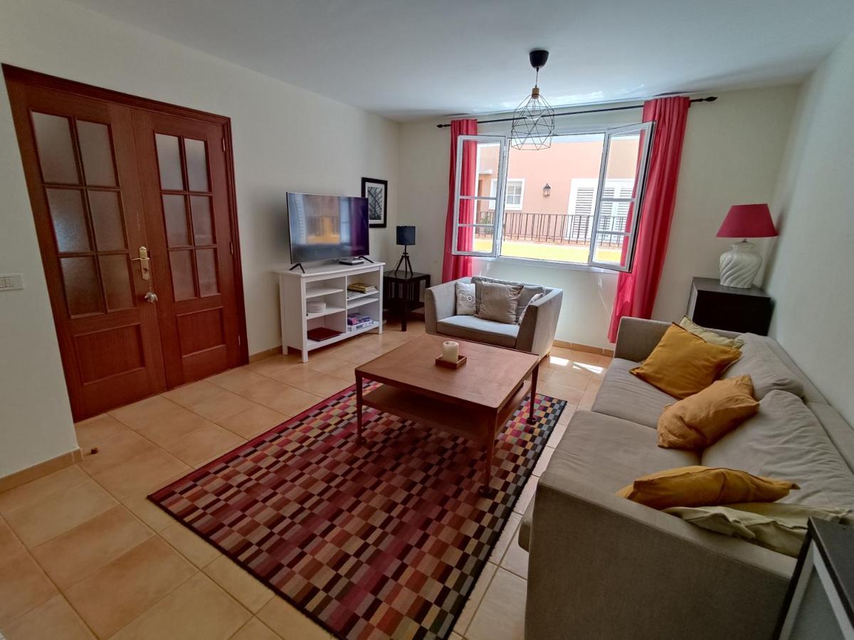 Tegueste Cheerful 3 Bedroom Town House With Garage المظهر الخارجي الصورة